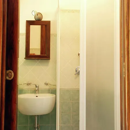 In Velia Only 2 Steps Away From The Sea Villa *