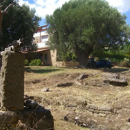 In Velia Only 2 Steps Away From The Sea Castellammare di Velia